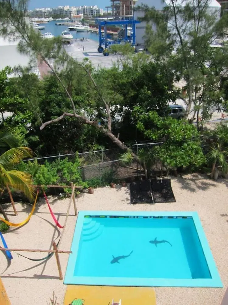 Hotel Hacienda Punta Sam